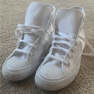 Converse All Stars White, Women 7 Men 5